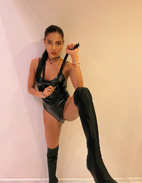 Chloe Saat OnlyFans-Leaks