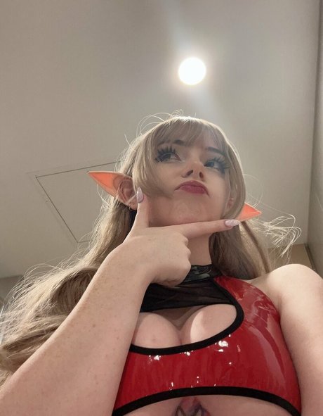 Elefire Grey Nacktbilder von OnlyFans