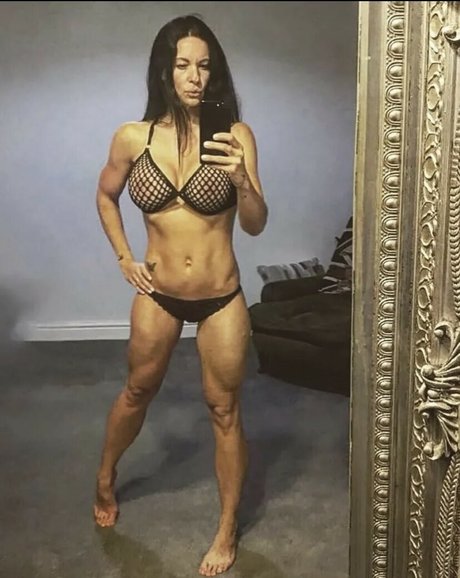 Jostewart NurlyFans-Brüste