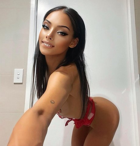 Angel Rhodes Nacktbilder von OnlyFans geleakt