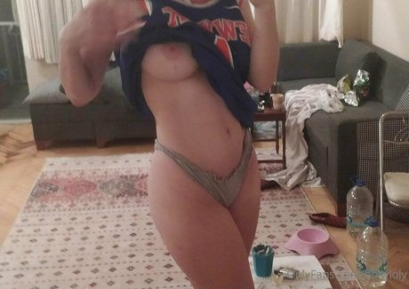 hollyloly Nacktbilder auf OnlyFans