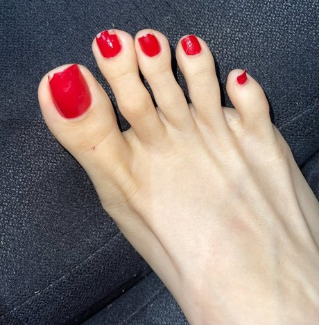 Amber Skye OnlyFans Striptease