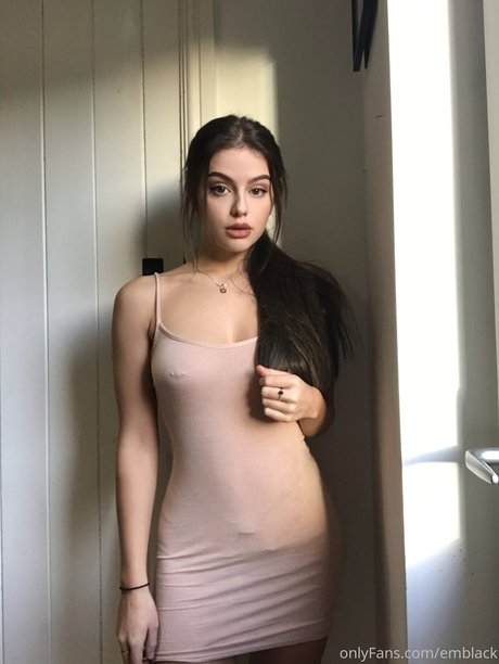 Emily BIack Nacktbilder von OnlyFans geleakt