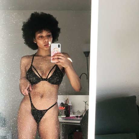 Frankiiy Leaked OnlyFans Sextape