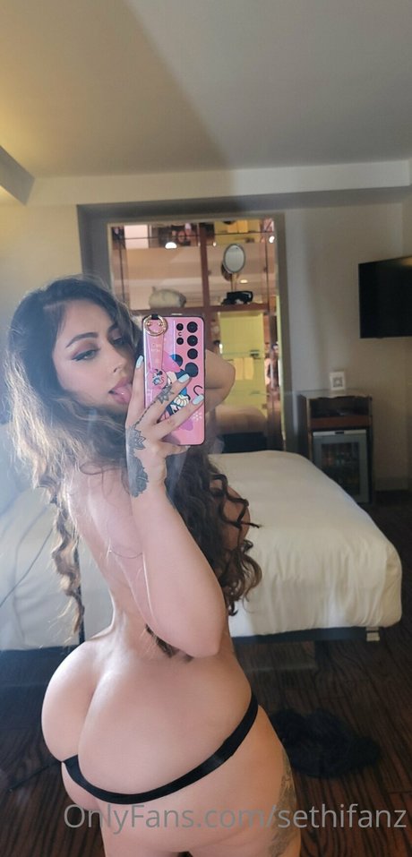 Ms Sethi OnlyFans Nacktbilder