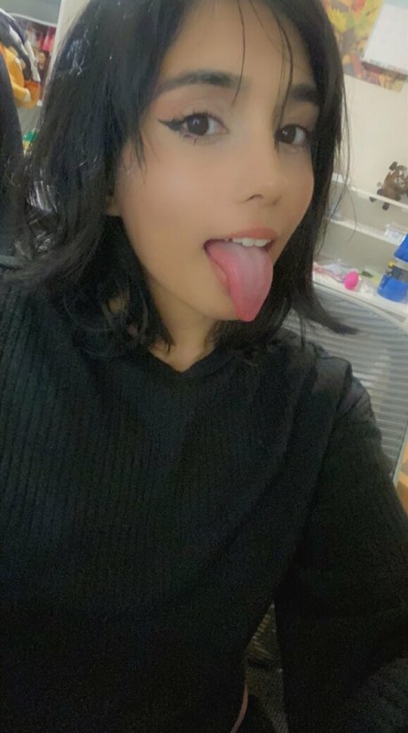 hinawynne Oben ohne OnlyFans