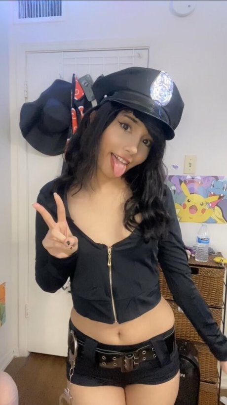 hinawynne OnlyFans Pornografie