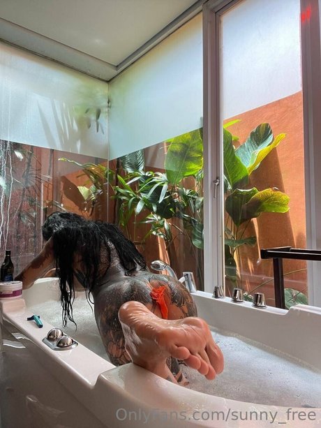 Ksusha OnlyFans Striptease