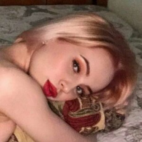 Simona Borb OnlyFans Fotos