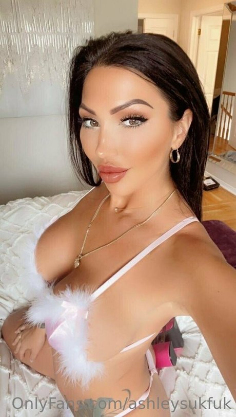 Ashley Suk Fuk OnlyFans-Leak
