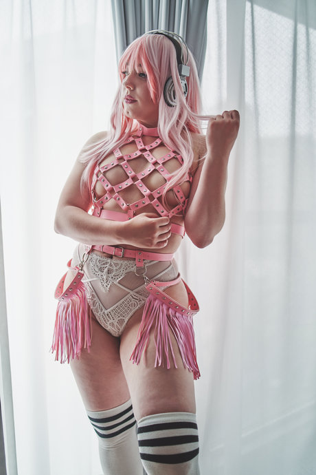 Anya Braddock OnlyFans