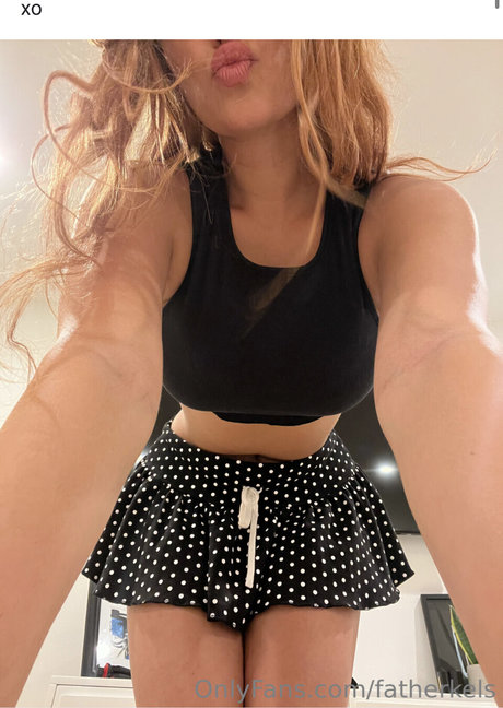 Kelsey Calemine Nacktbilder von OnlyFans geleakt