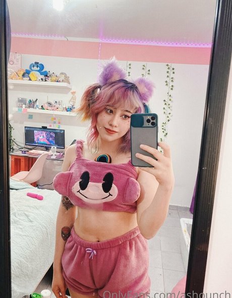 Ashounch OnlyFans-Inhalte