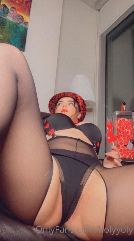 hollyoly OnlyFans Leaj