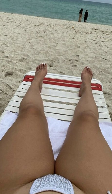 Domovelez Leaks von Nacktbildern auf OnlyFans