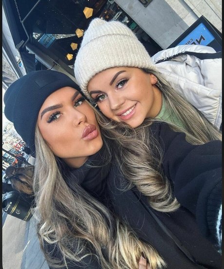 Nana Van Veghel Sextape OnlyFans Nacktbilder