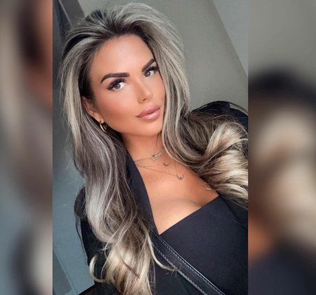 Nana Van Veghel OnlyFans Leak