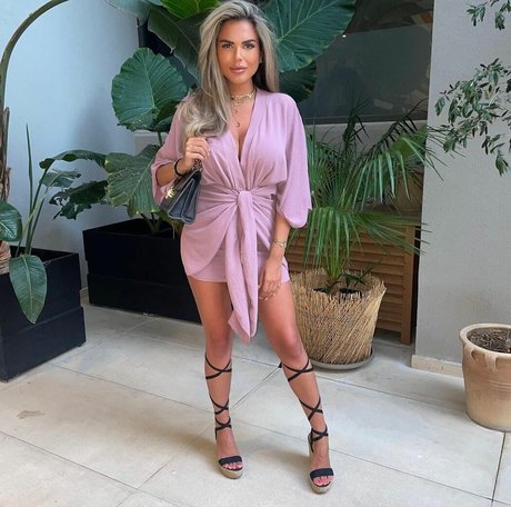 Nana Van Veghel Leaks OnlyFans