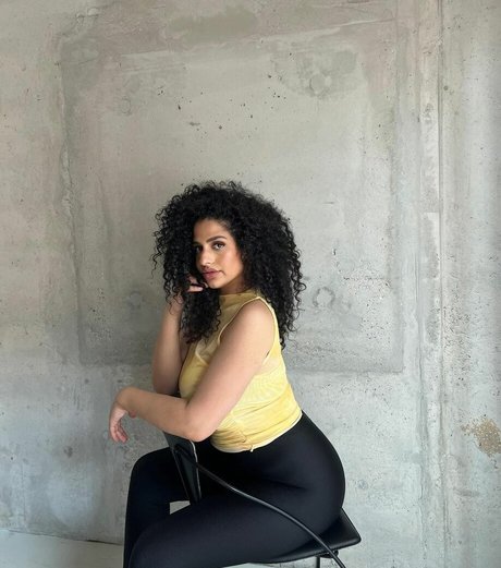 ai onlyfans heiß nackt Professionell