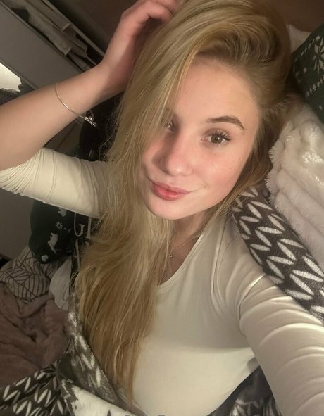 katemoonn OnlyFans öffentliche Fotos OnlyFans