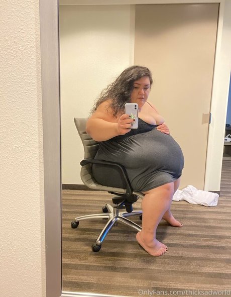 thicksadworld OnlyFans Arsch Leak