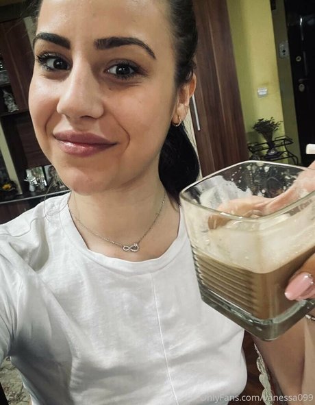 vanessa099 Leaks von OnlyFans
