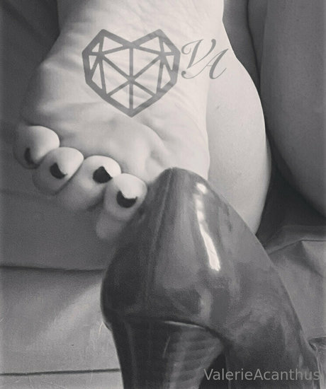 val acanthus OnlyFans Fotos