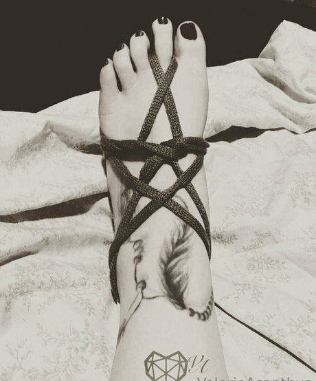 val acanthus OnlyFans Arsch Leak