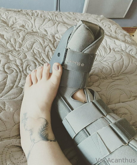 val acanthus Auf OnlyFans