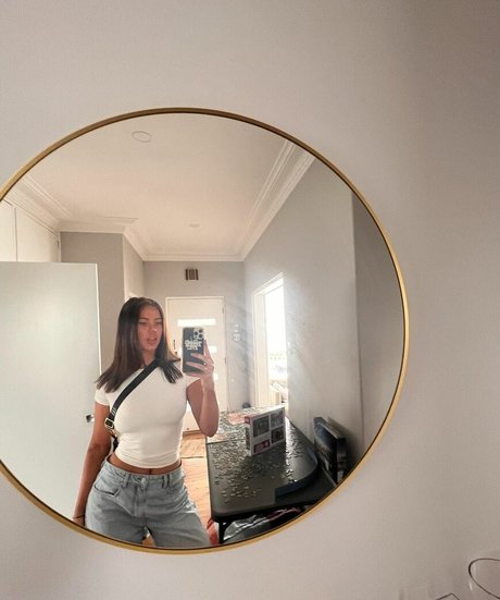 Emilia Dettorre Nacktbilder von OnlyFans geleakt