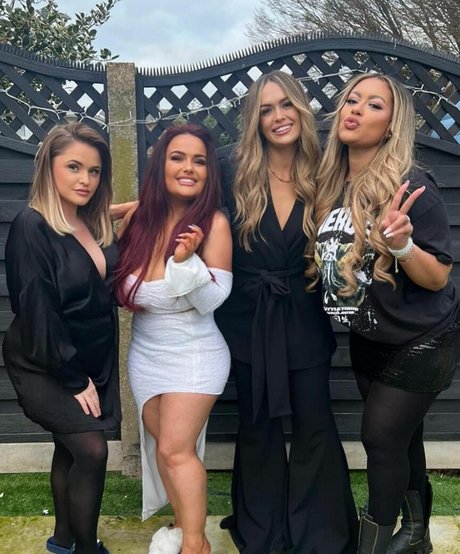 Shauni Rixon Sexy OnlyFans