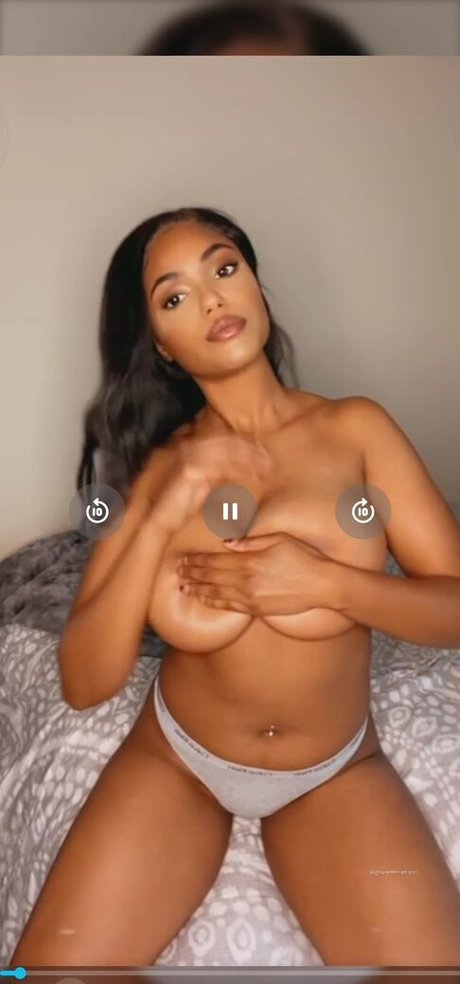 Pilarr Nackt auf OnlyFans Leak