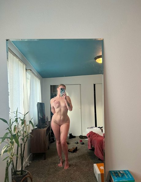 Baby red_ OnlyFans Inhaltstyp