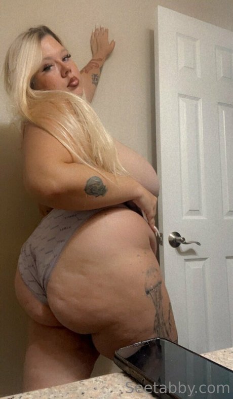 tabbyvonxxx Nacktpornos auf OnlyFans