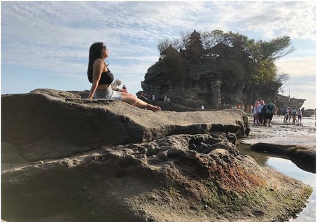 MonicaJeyincaNatasya OnlyFans geleakte Brüste