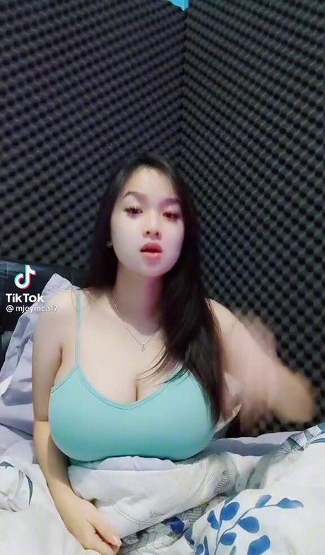 MonicaJeyincaNatasya OnlyFans Gratis