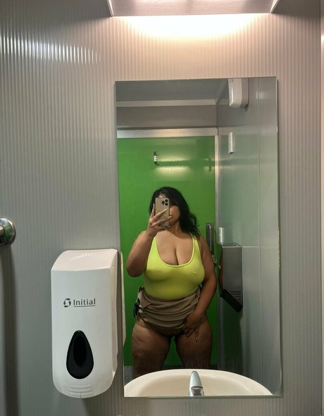 shellz angel Nacktbilder von OnlyFans