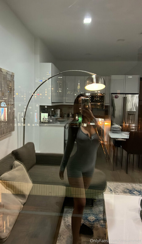 yourasianwetpussy OnlyFans schlank