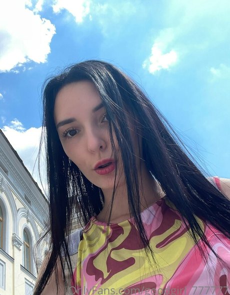 angelina crystal OnlyFans Bilder geleakt