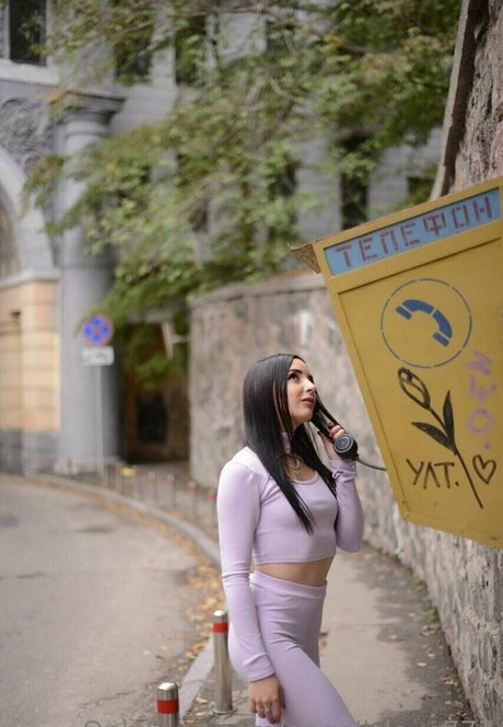 angelina crystal OnlyFans geleakte Brüste