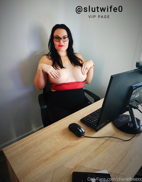 chanelbeexx Leaked OnlyFans Sex Tape