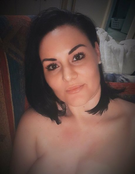 chanelbeexx OnlyFans geleakte Brüste