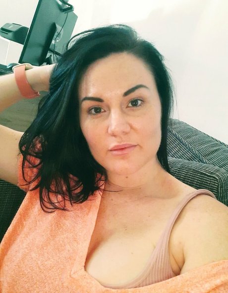 chanelbeexx Brüste OnlyFans