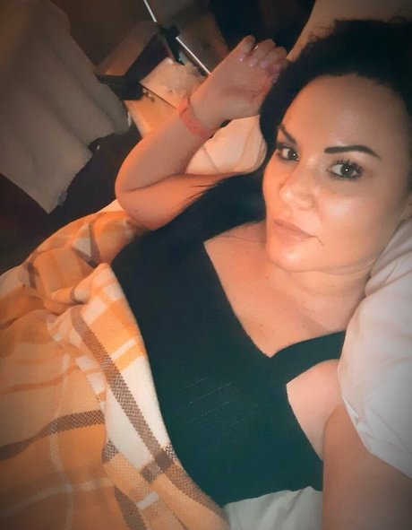 chanelbeexx Nackt auf OnlyFans Leak