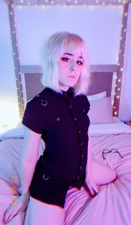 majorlosse Nacktbilder auf OnlyFans