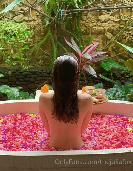 julia1foxx OnlyFans Lesbisch