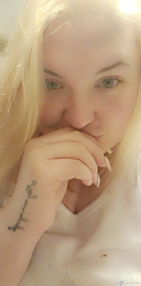 elliemartinxo OnlyFans geleakte Brüste