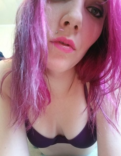 karasfreefeet OnlyFans Inhaltstyp