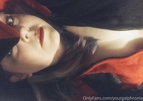 yourgalphronia OnlyFans Brüste Bild