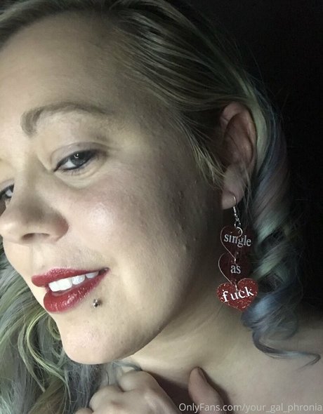 yourgalphronia OnlyFans NSFW